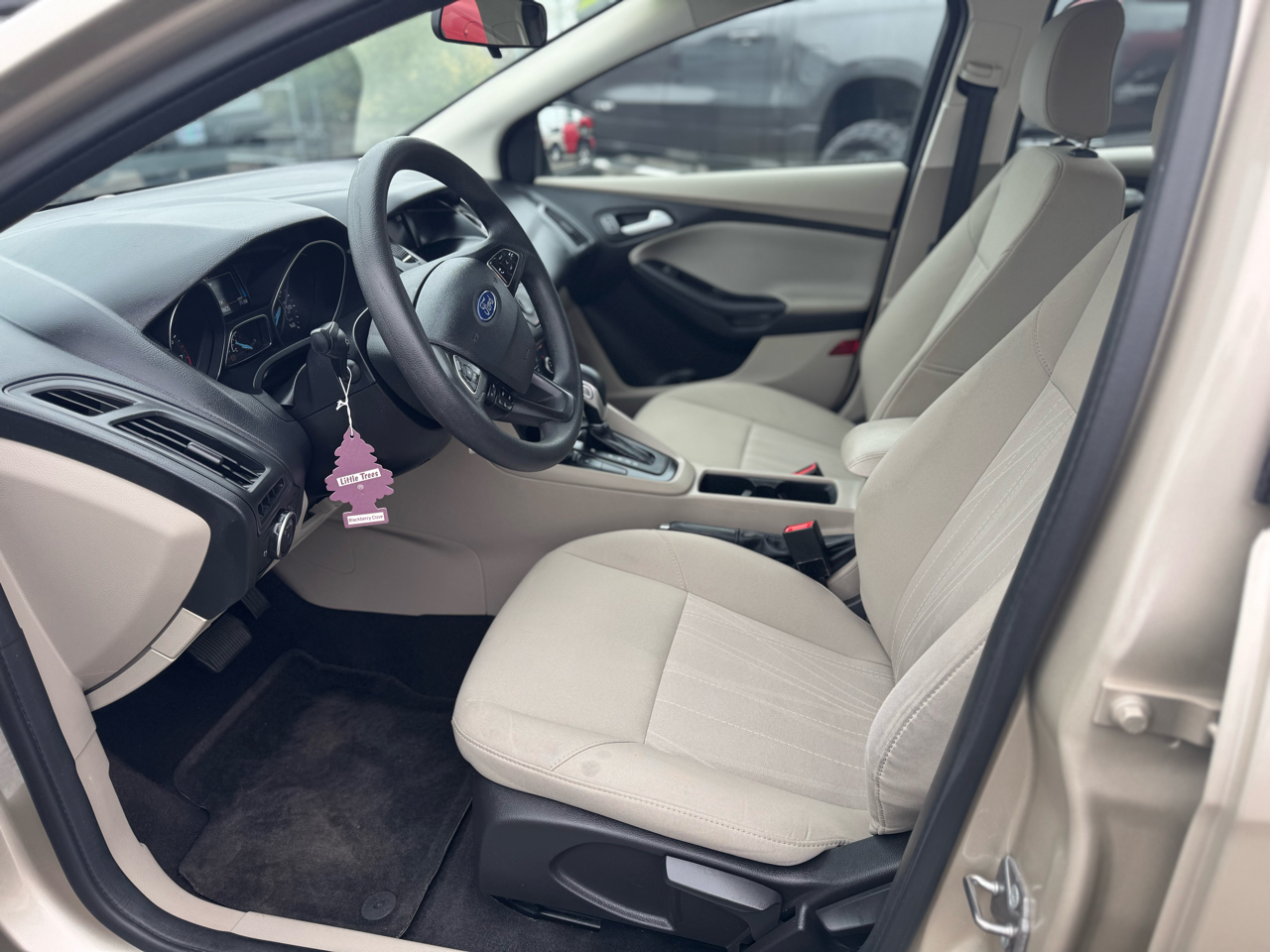 Ford Focus SE Sedan 2018