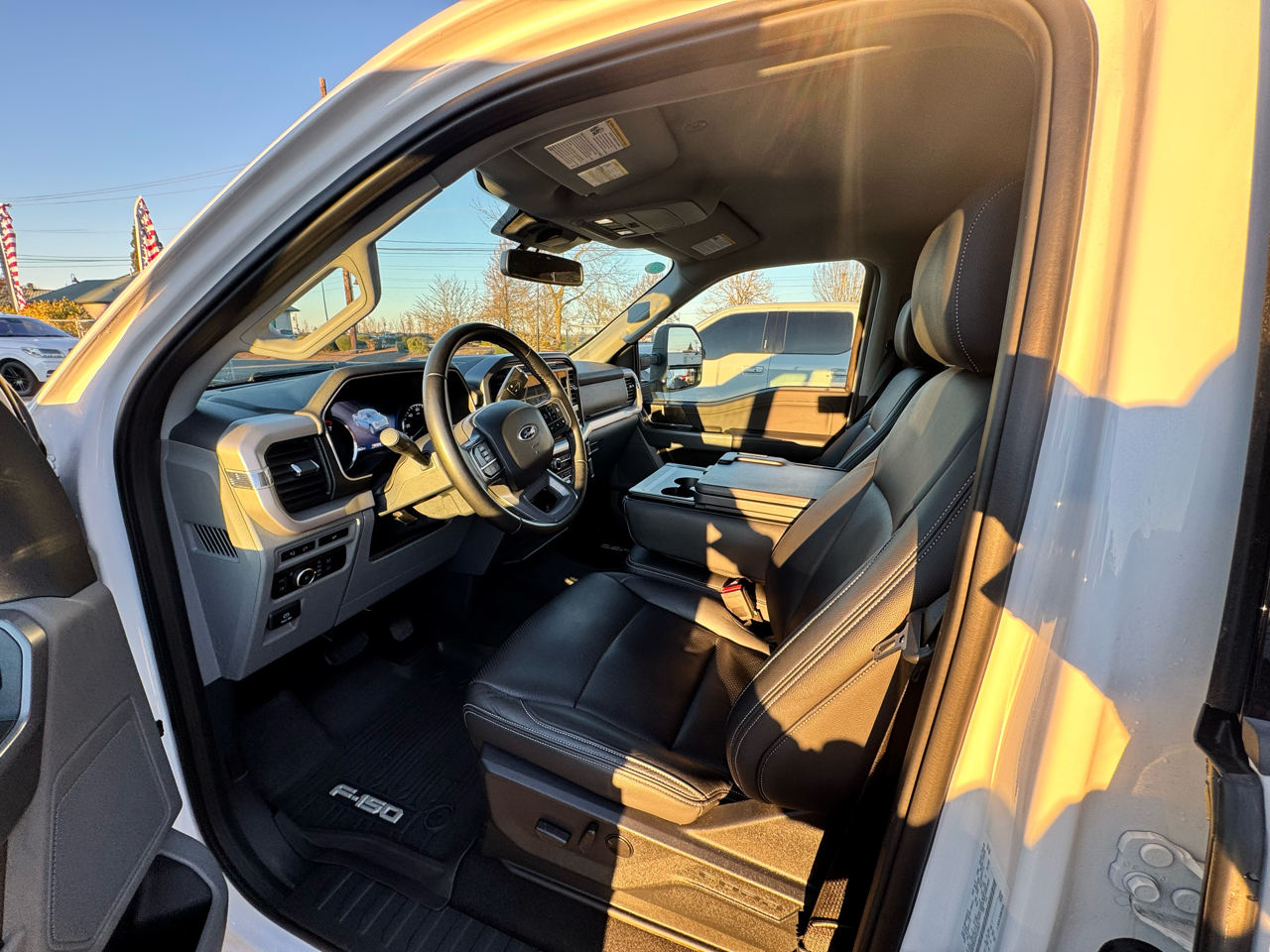 Ford F-150 XLT 4WD SuperCrew 6.5' Box 2023