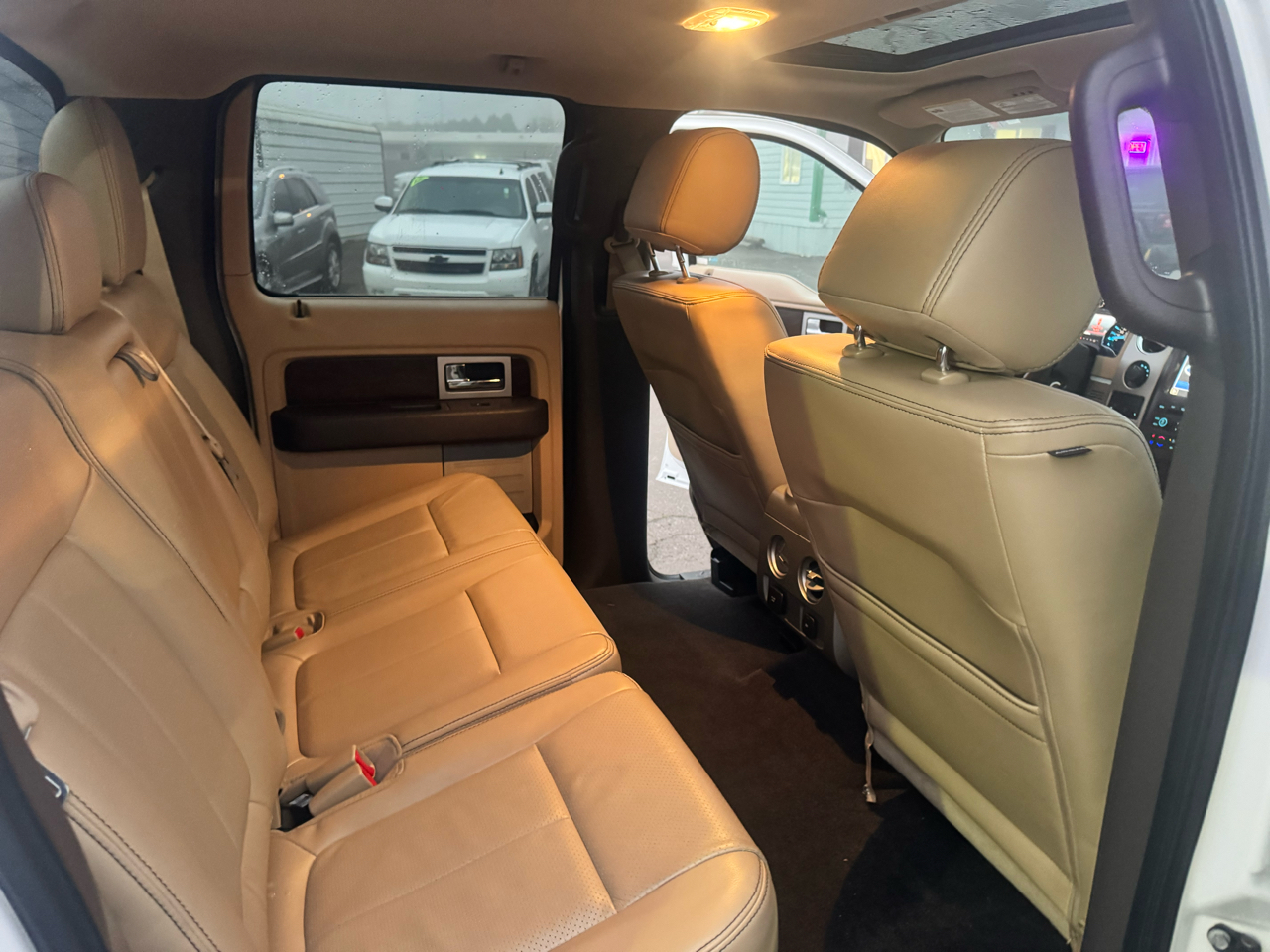 Ford F-150 4WD SuperCrew 145" Lariat 2012