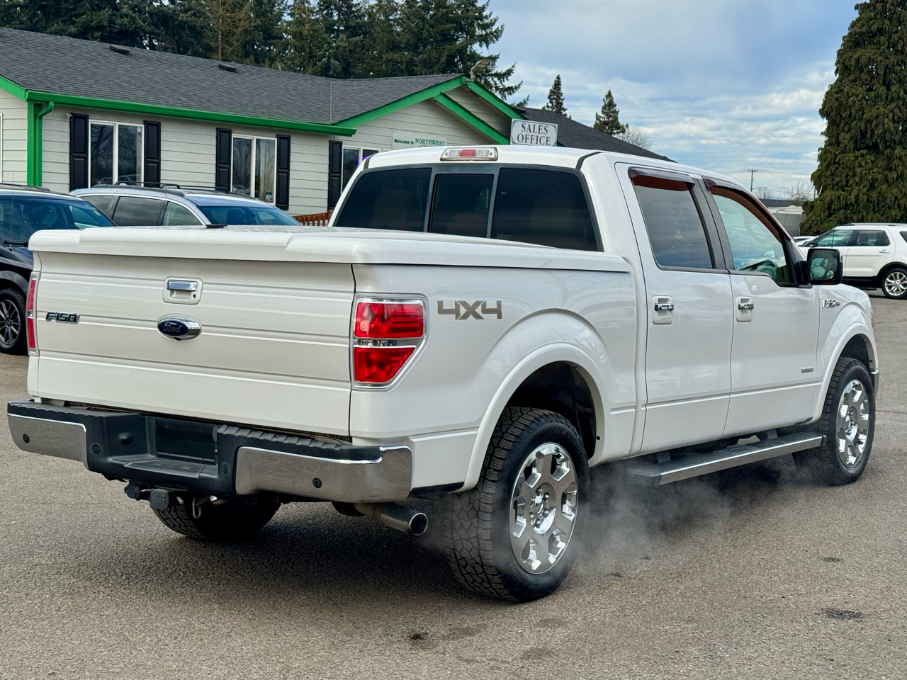 Ford F-150 4WD SuperCrew 145" Lariat 2012