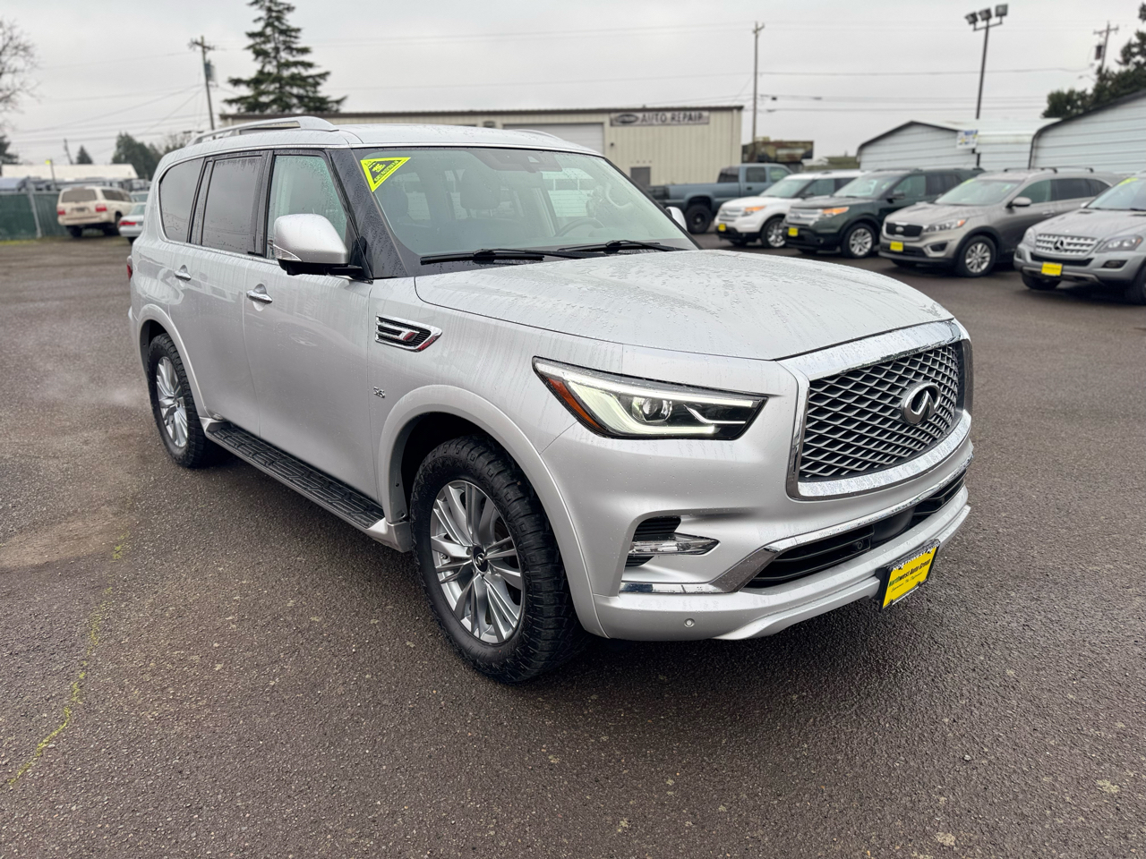 Infiniti QX80 LUXE AWD 2020