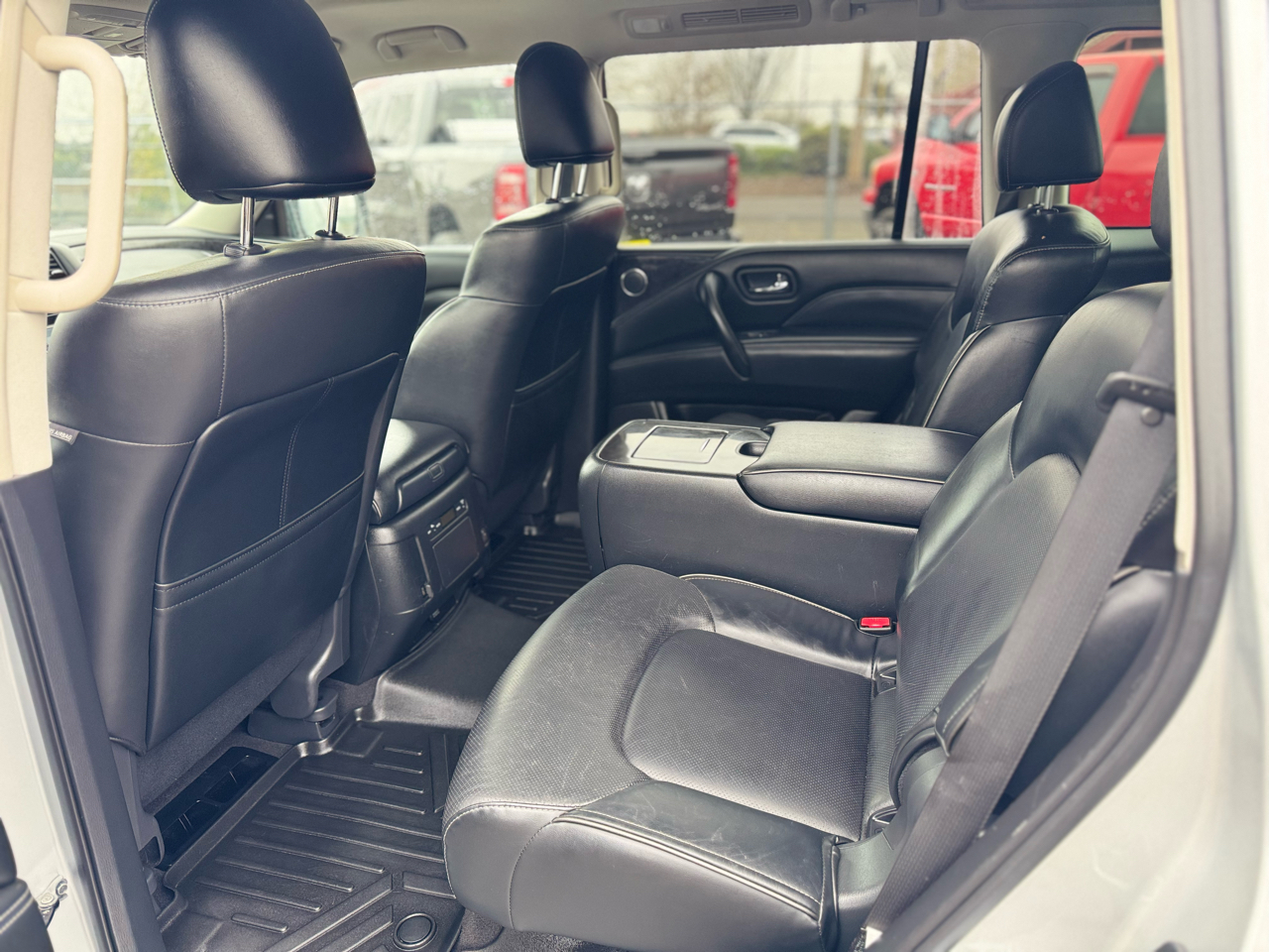 Infiniti QX80 LUXE AWD 2020