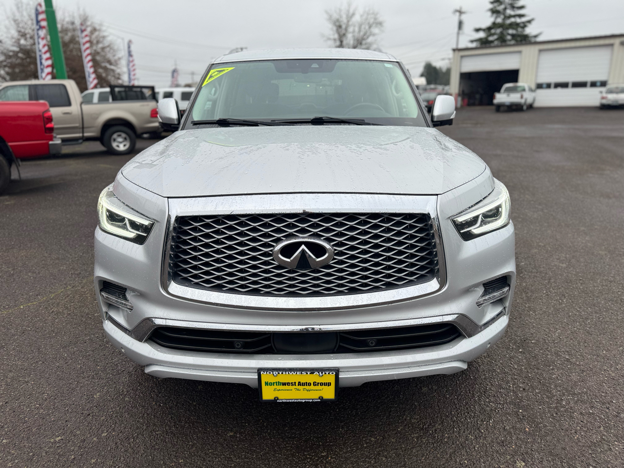 Infiniti QX80 LUXE AWD 2020