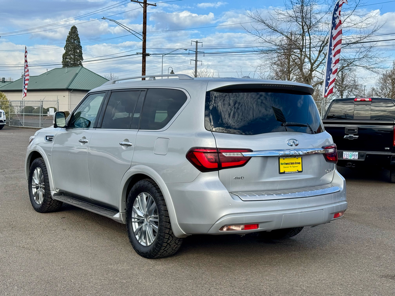 Infiniti QX80 LUXE AWD 2020