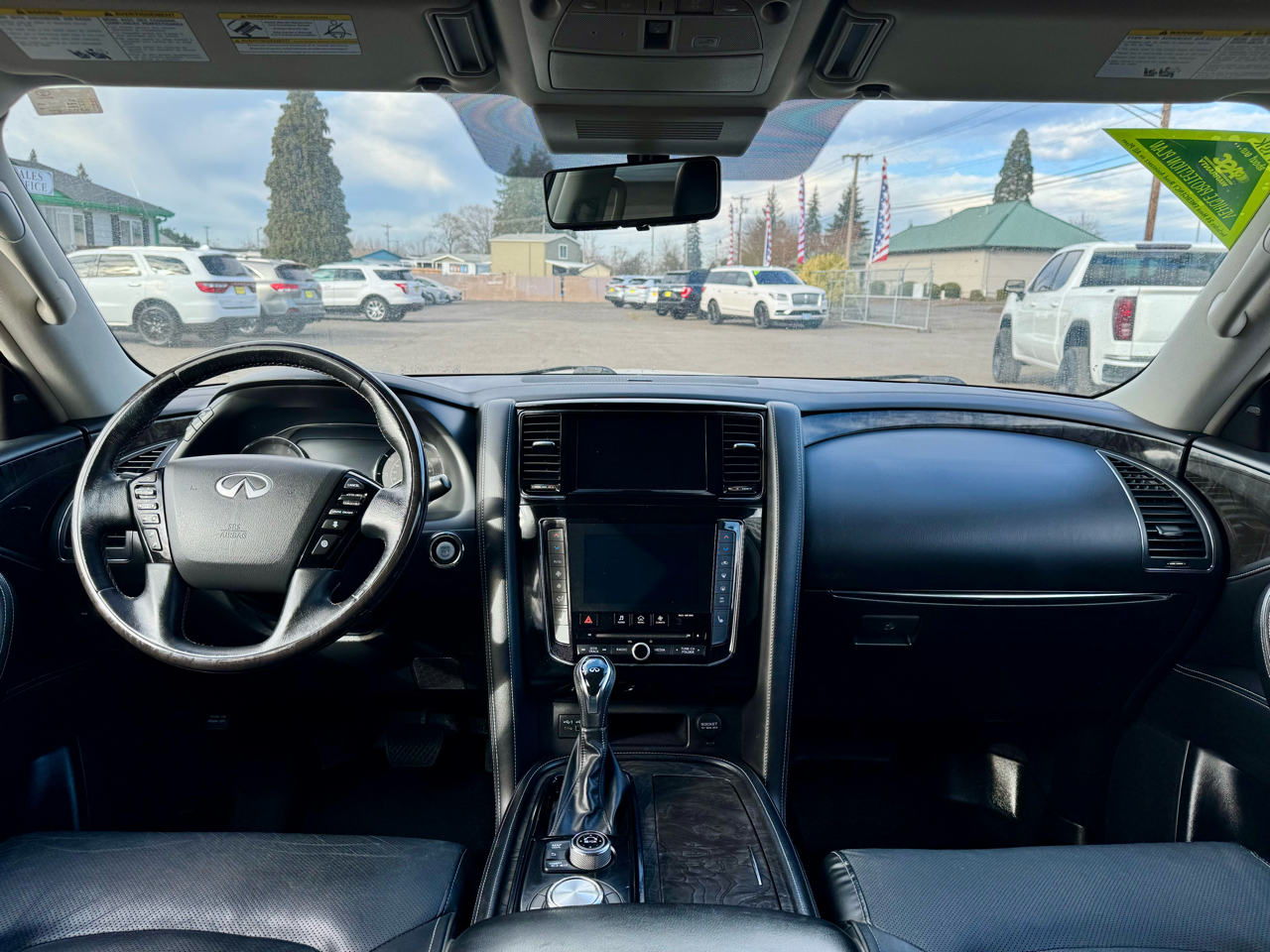 Infiniti QX80 LUXE AWD 2020