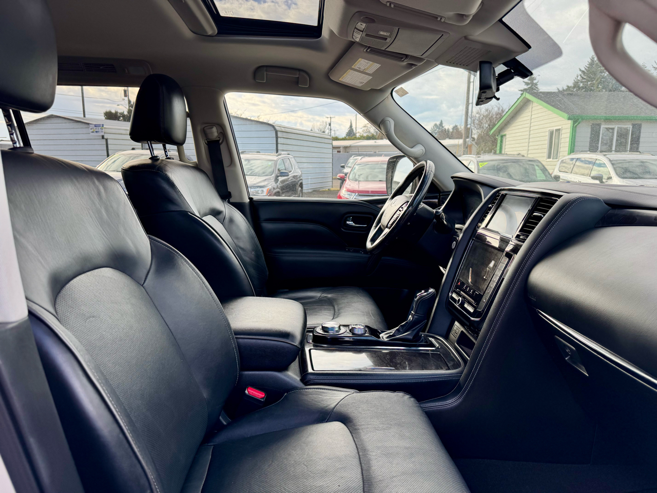 Infiniti QX80 LUXE AWD 2020