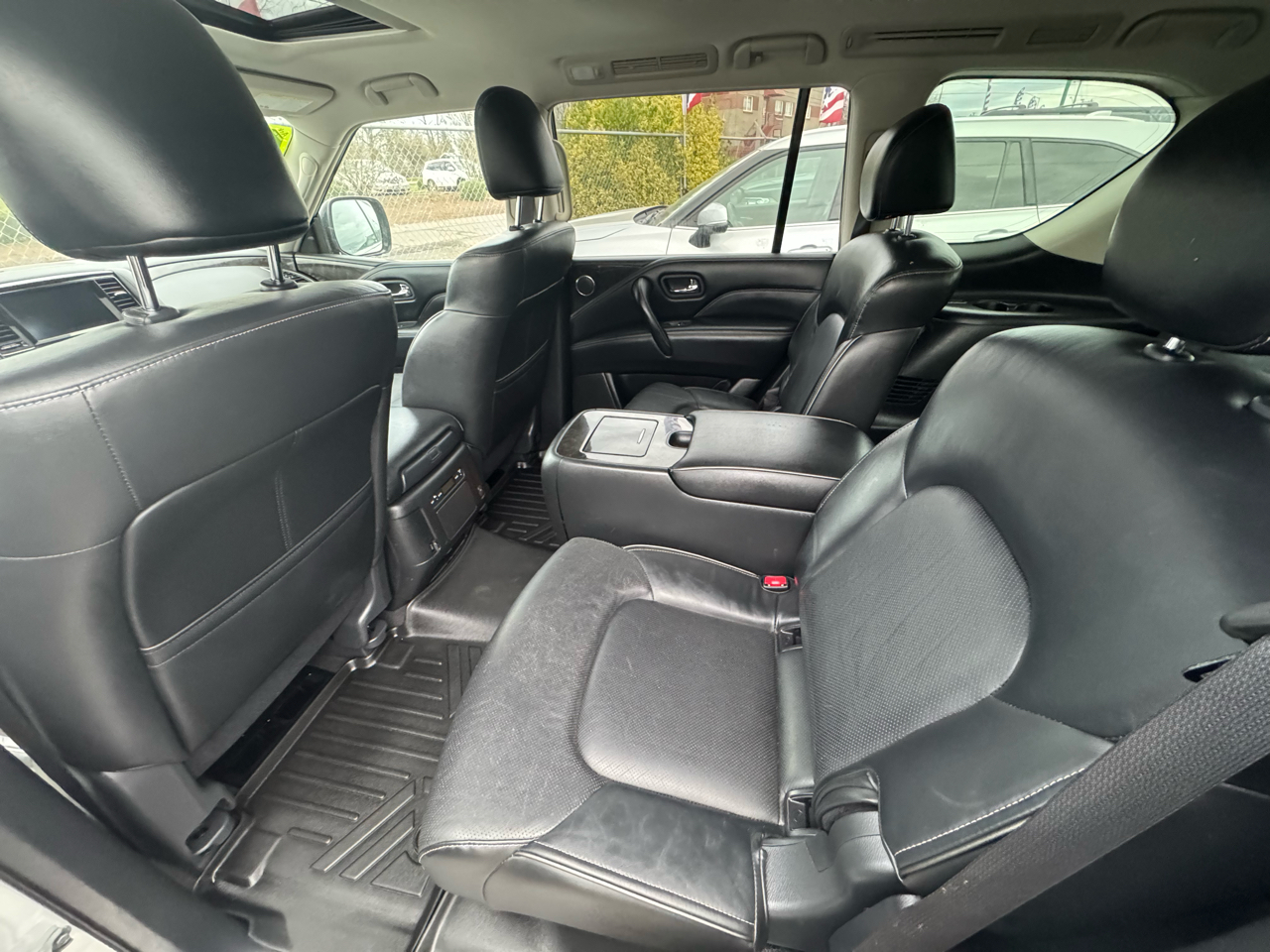 Infiniti QX80 LUXE AWD 2020
