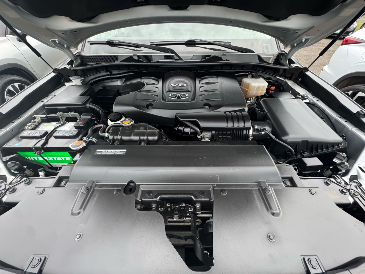 Infiniti QX80 LUXE AWD 2020