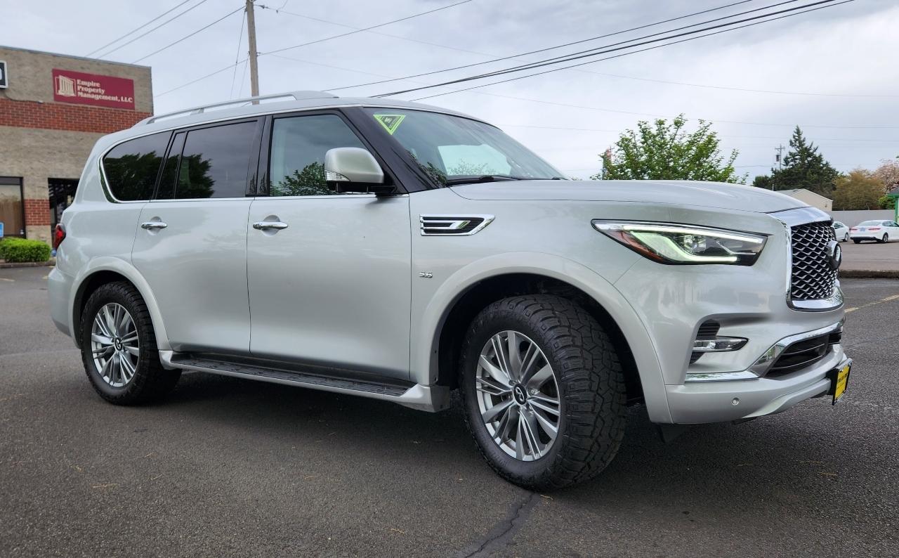 Infiniti QX80 LUXE AWD 2020