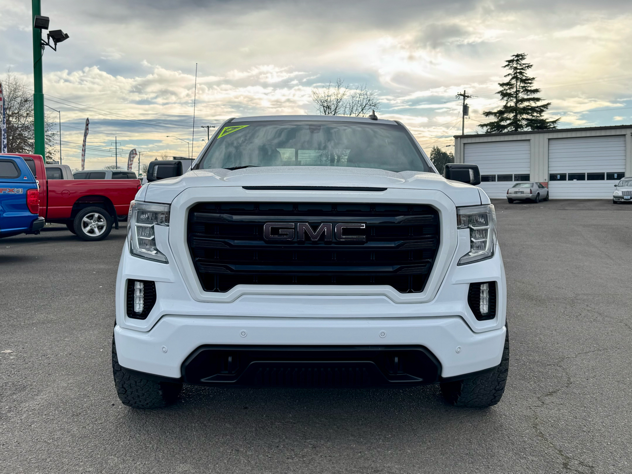 GMC Sierra 1500 4WD Crew Cab 147" Elevation 2019