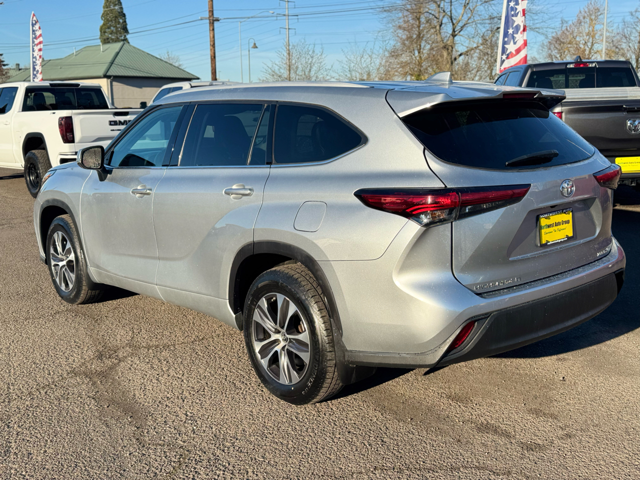 Toyota Highlander XLE AWD (Natl) 2022