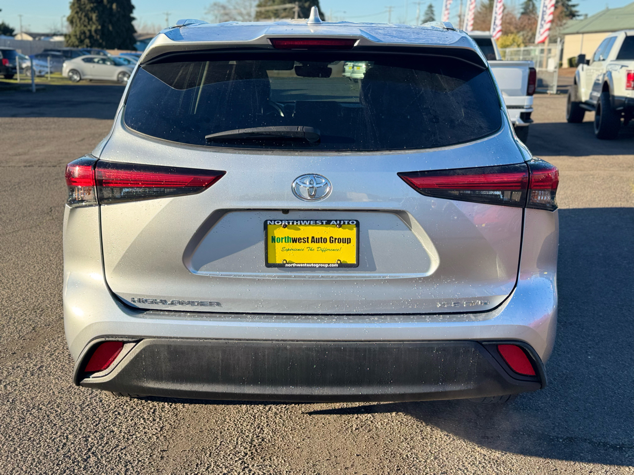 Toyota Highlander XLE AWD (Natl) 2022