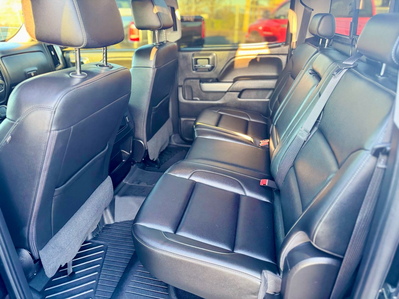 Chevrolet Silverado 1500 4WD Crew Cab 143.5" LTZ w/2LZ 2018