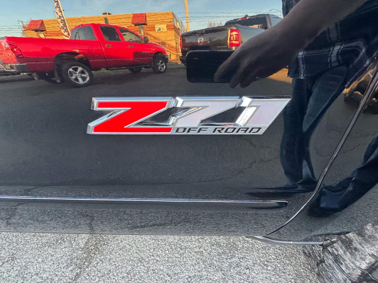 Chevrolet Silverado 1500 4WD Crew Cab 143.5" LTZ w/2LZ 2018