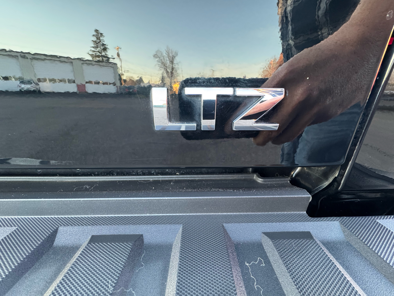 Chevrolet Silverado 1500 4WD Crew Cab 143.5" LTZ w/2LZ 2018