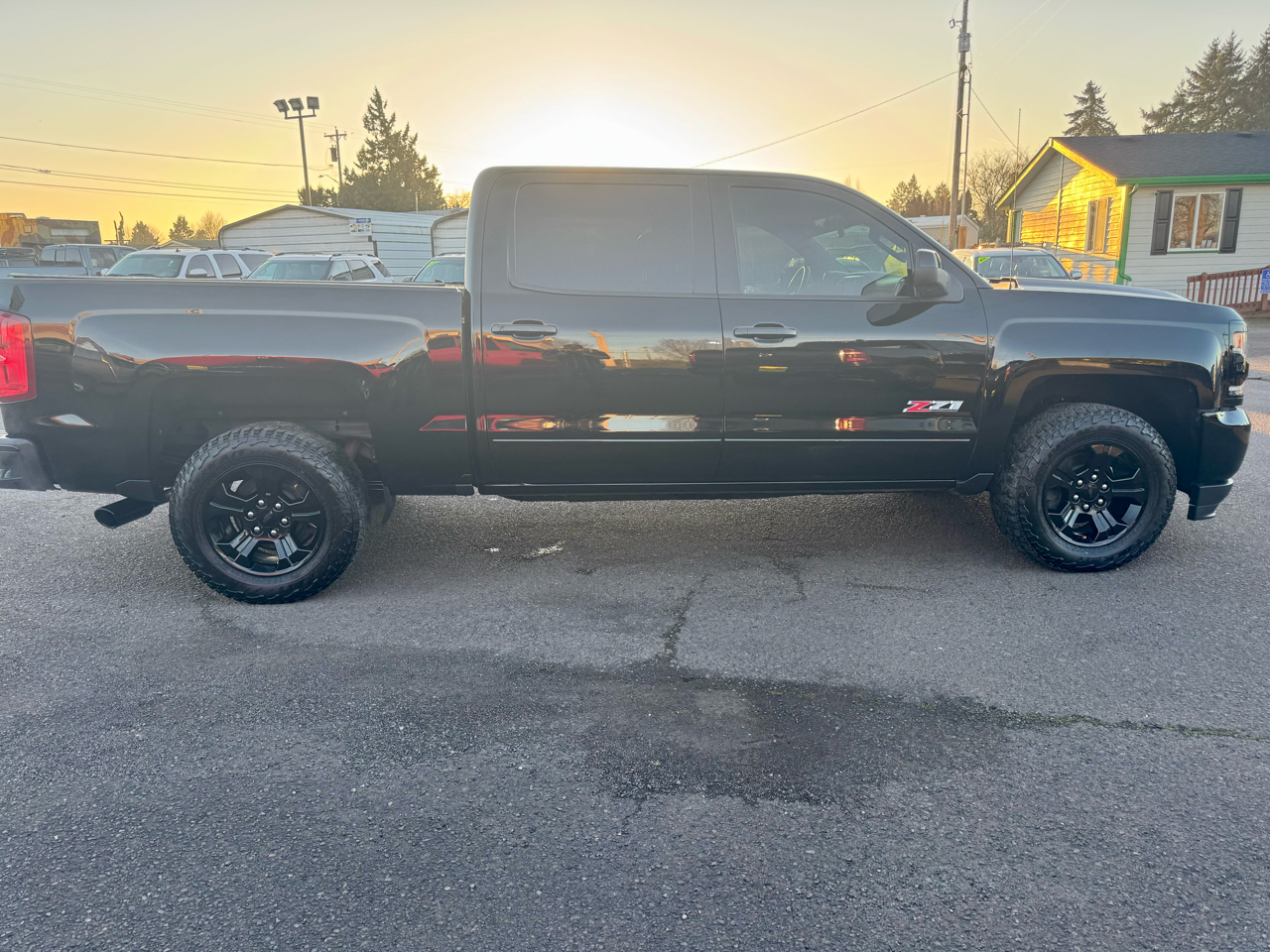 Chevrolet Silverado 1500 4WD Crew Cab 143.5" LTZ w/2LZ 2018
