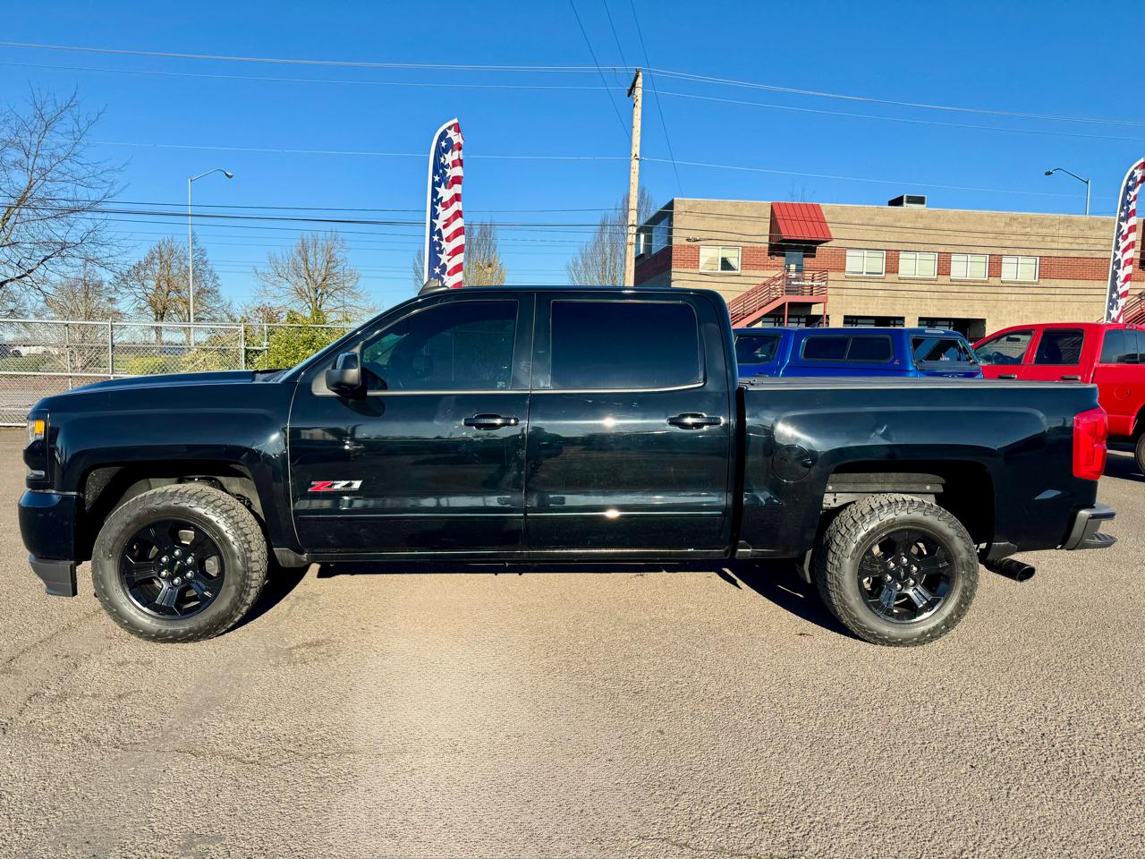 Chevrolet Silverado 1500 4WD Crew Cab 143.5" LTZ w/2LZ 2018