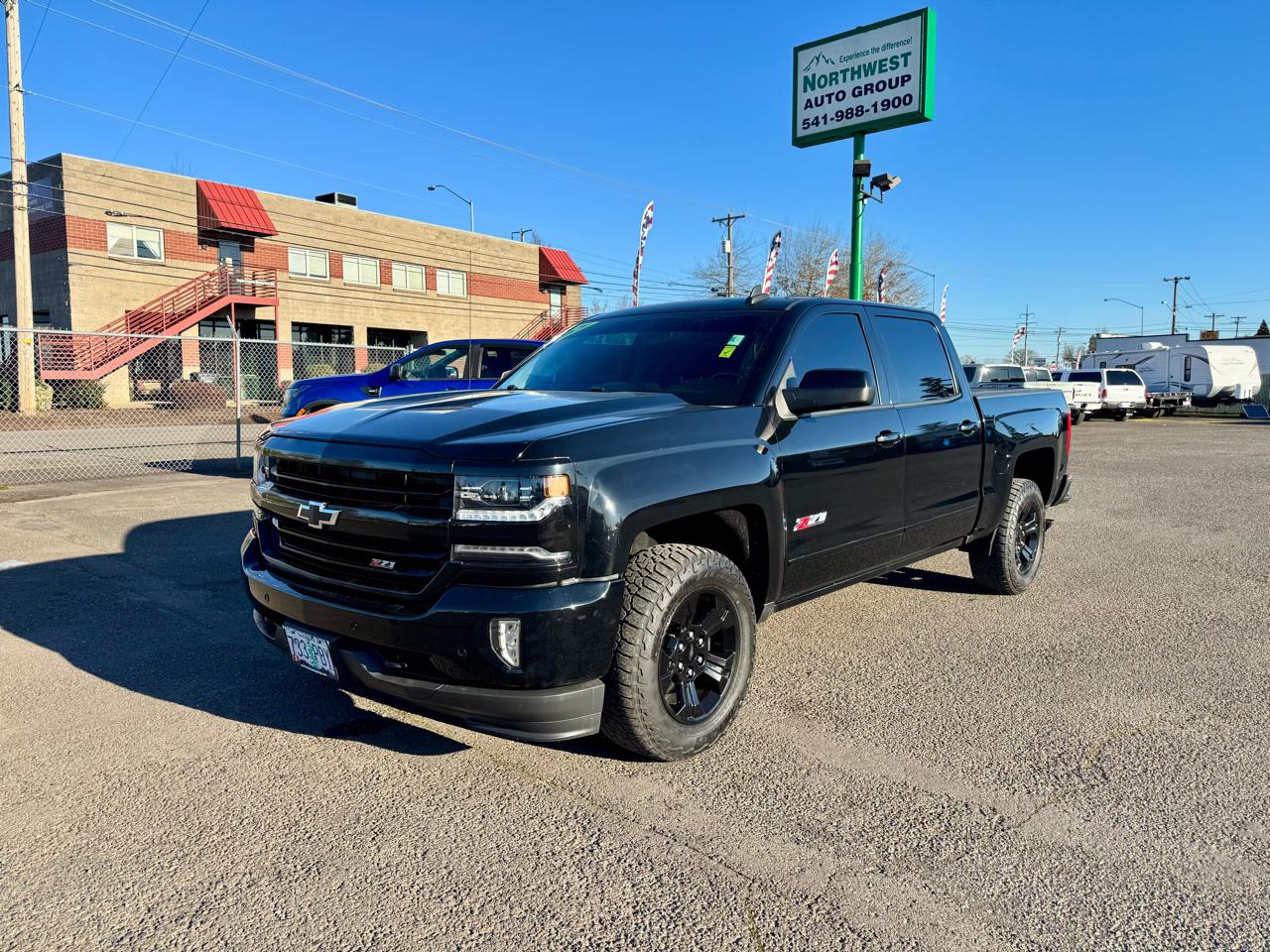 2018 Chevrolet Silverado 1500 4WD Crew Cab 143.5" LTZ w/2LZ