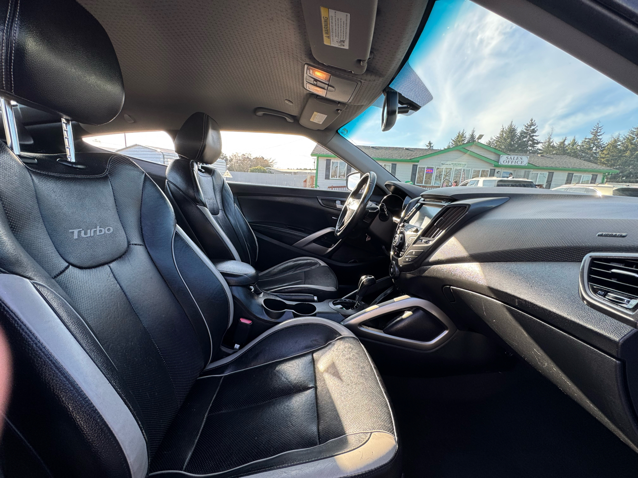 Hyundai Veloster 3dr Cpe Auto Turbo w/Black Int 2013