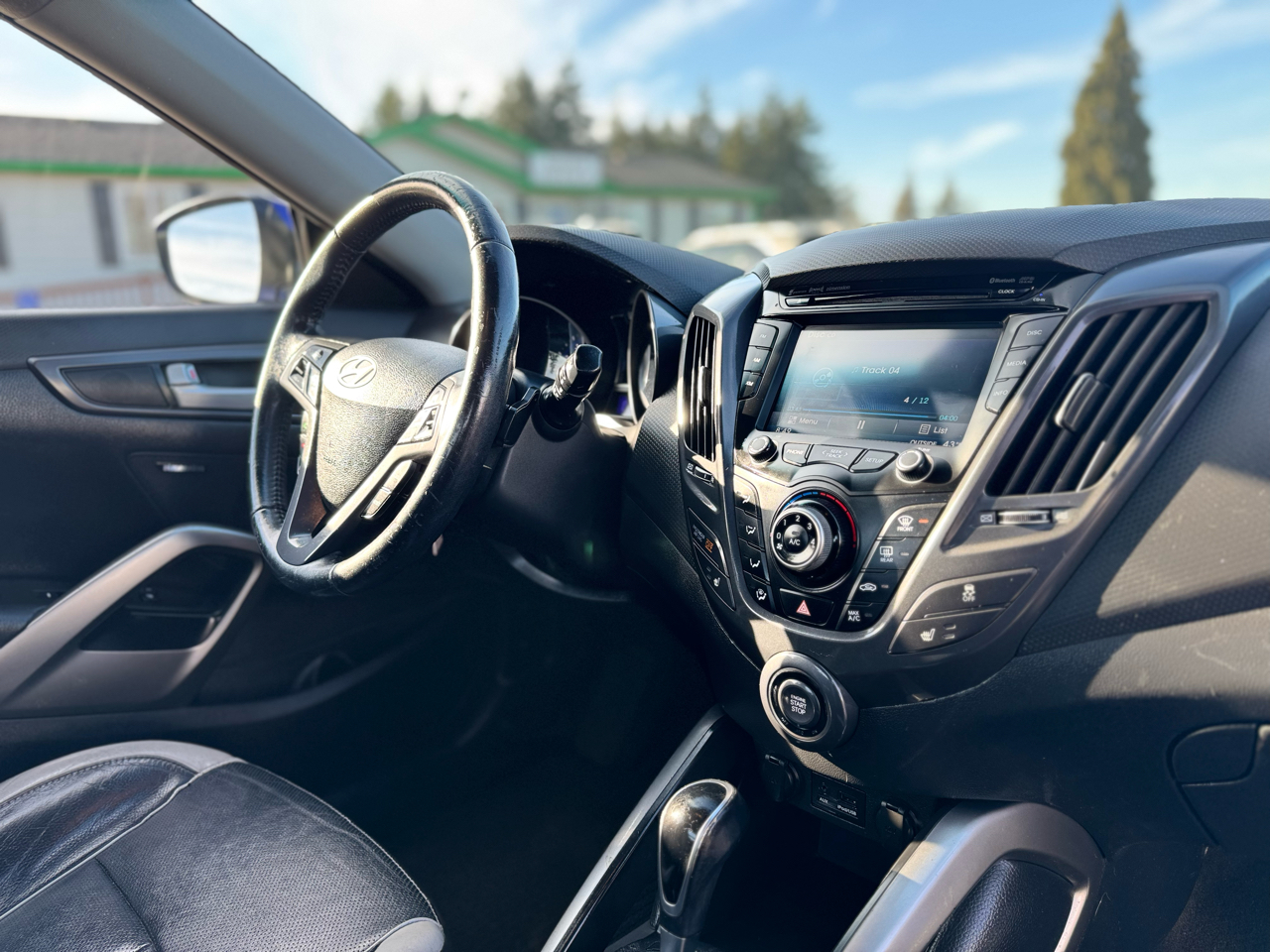 Hyundai Veloster 3dr Cpe Auto Turbo w/Black Int 2013