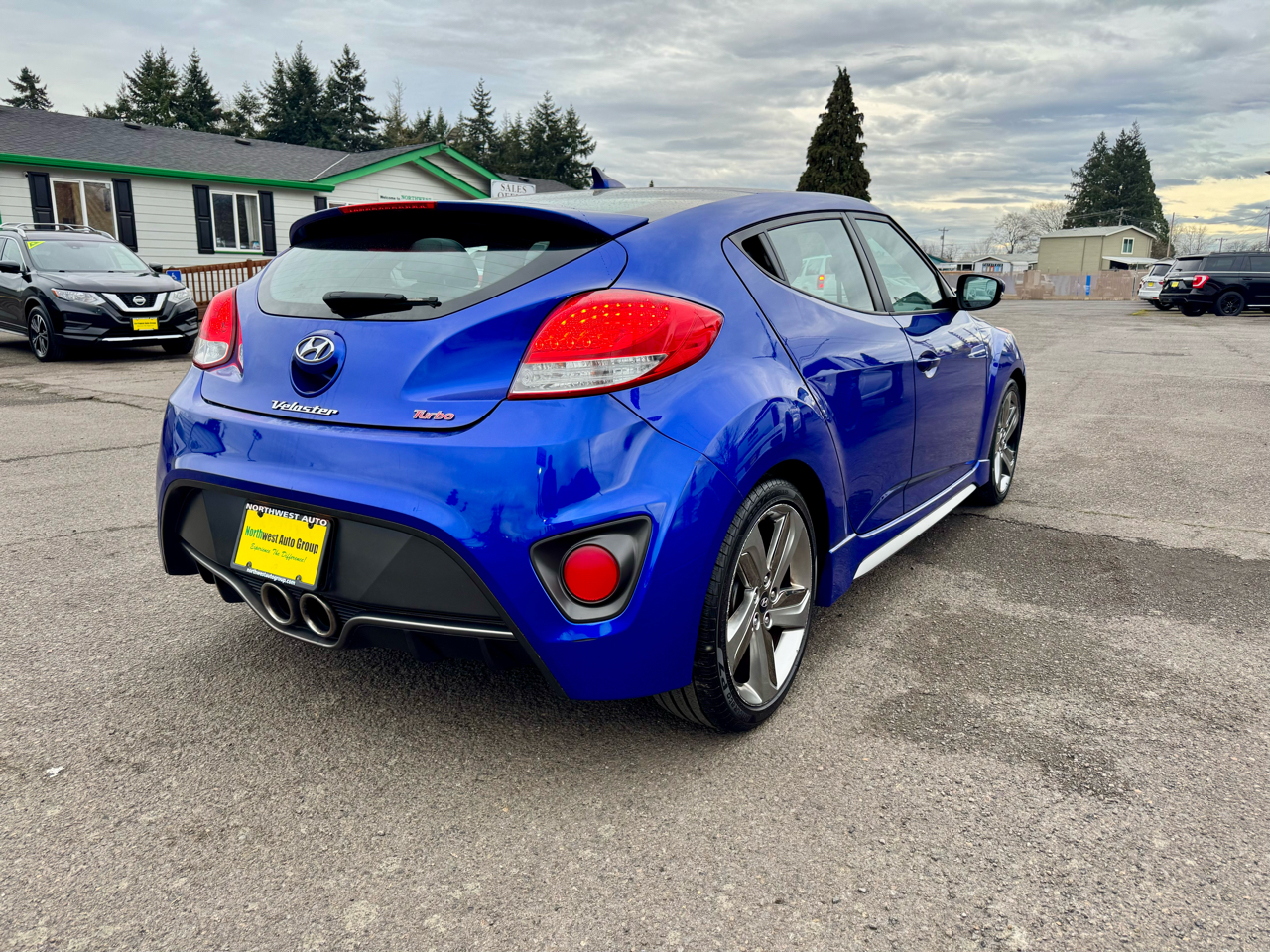 Hyundai Veloster 3dr Cpe Auto Turbo w/Black Int 2013