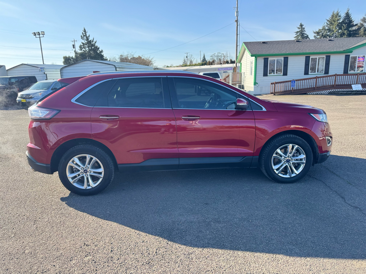 Ford Edge 4dr Titanium AWD 2016