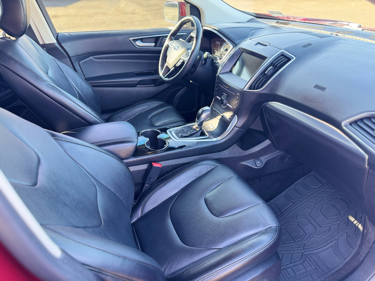 Ford Edge 4dr Titanium AWD 2016