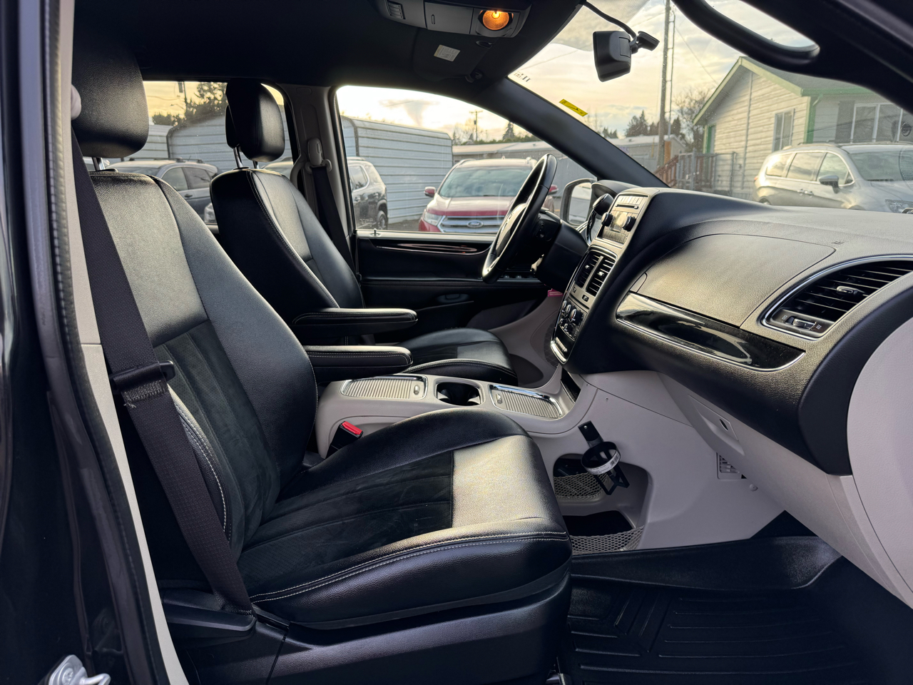 2017 Dodge Grand Caravan SXT Wagon