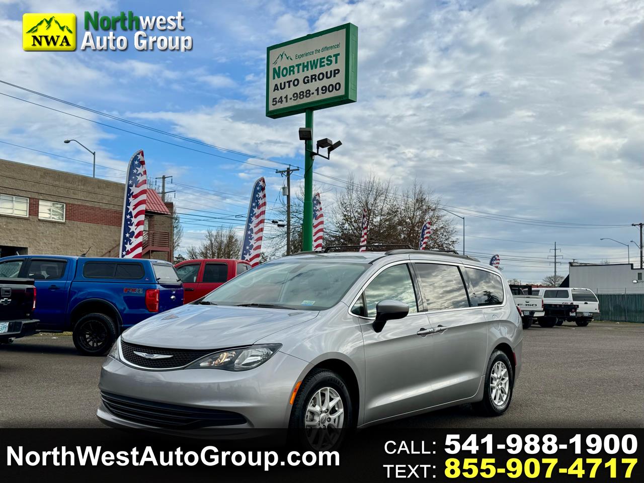 2020 Chrysler Voyager LXI FWD