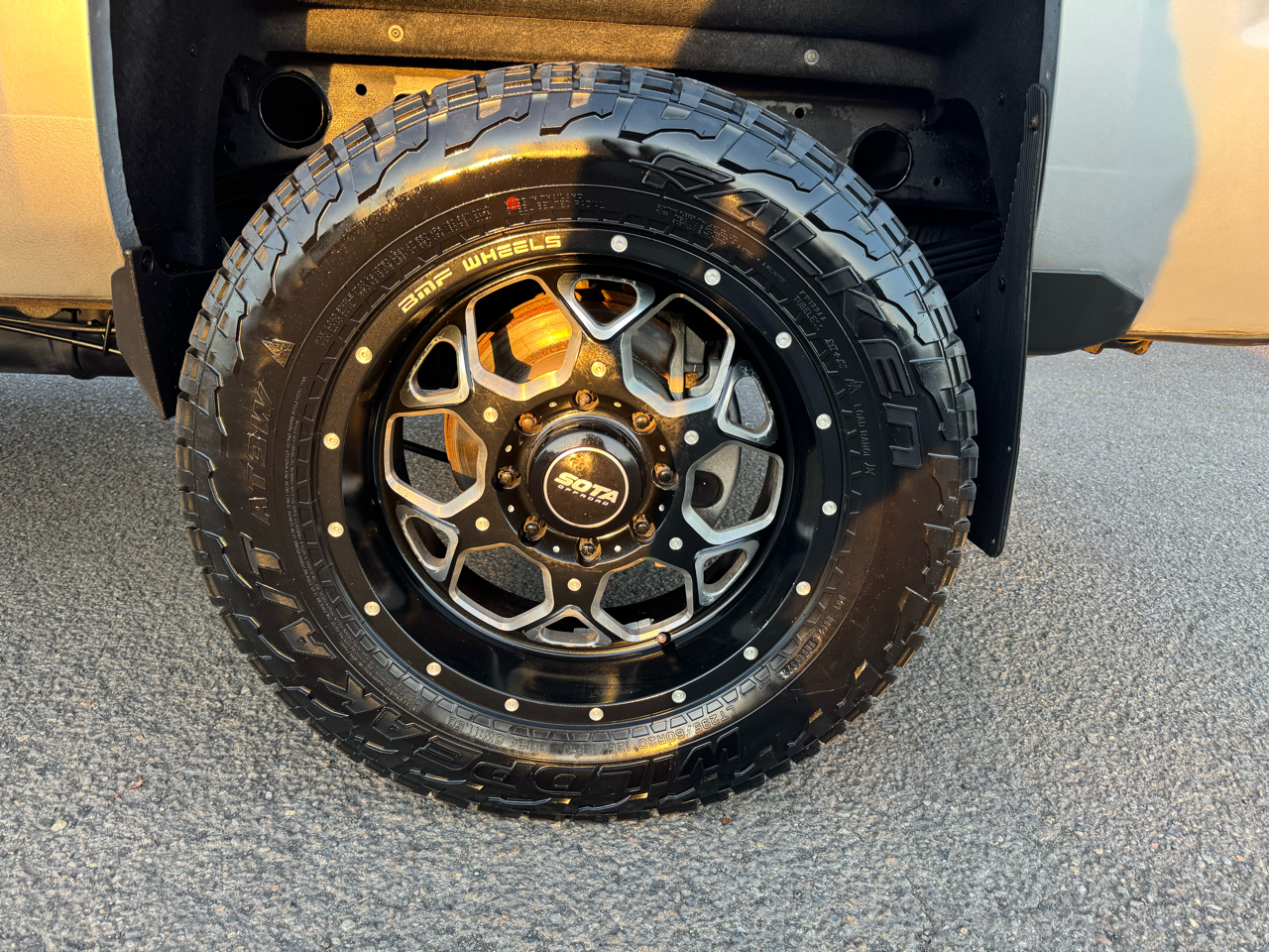 Chevrolet Silverado 2500HD 4WD Crew Cab 159" LTZ 2015