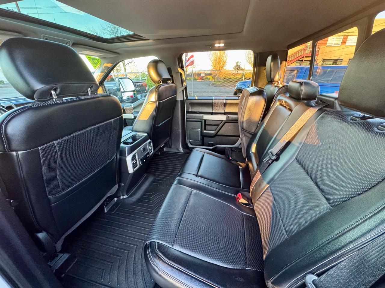 Ford Super Duty F-250 SRW Lariat 4WD Crew Cab 6.75' Box 2018