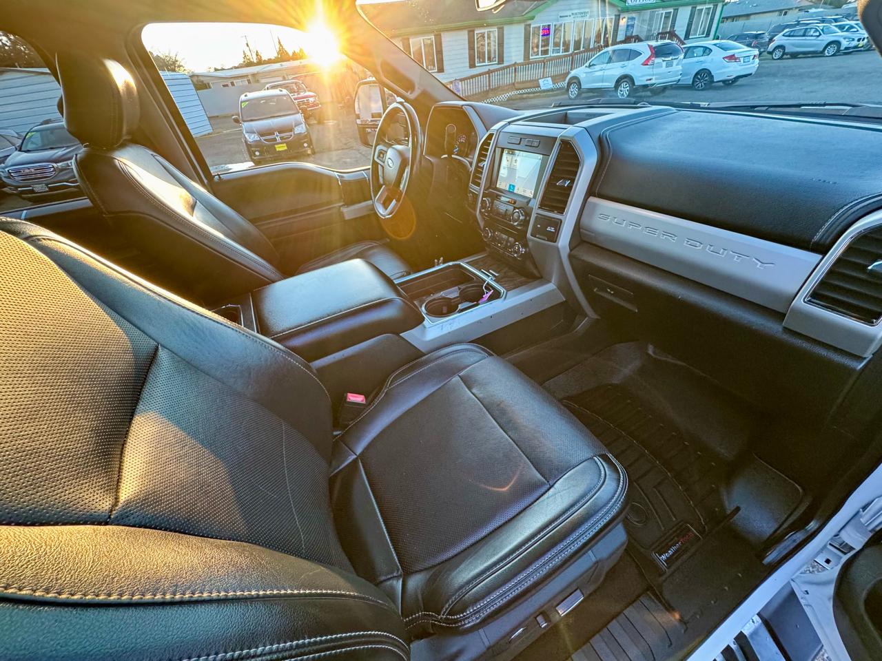 Ford Super Duty F-250 SRW Lariat 4WD Crew Cab 6.75' Box 2018