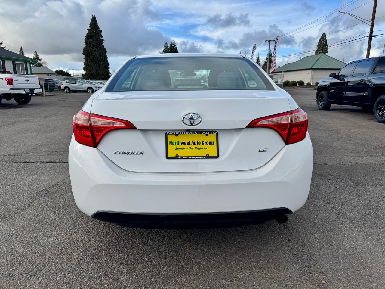 Toyota Corolla 50th Anniversary Special Edition CVT (Natl) 2017