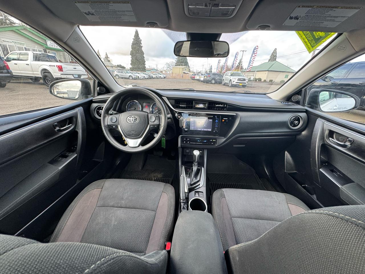 Toyota Corolla 50th Anniversary Special Edition CVT (Natl) 2017