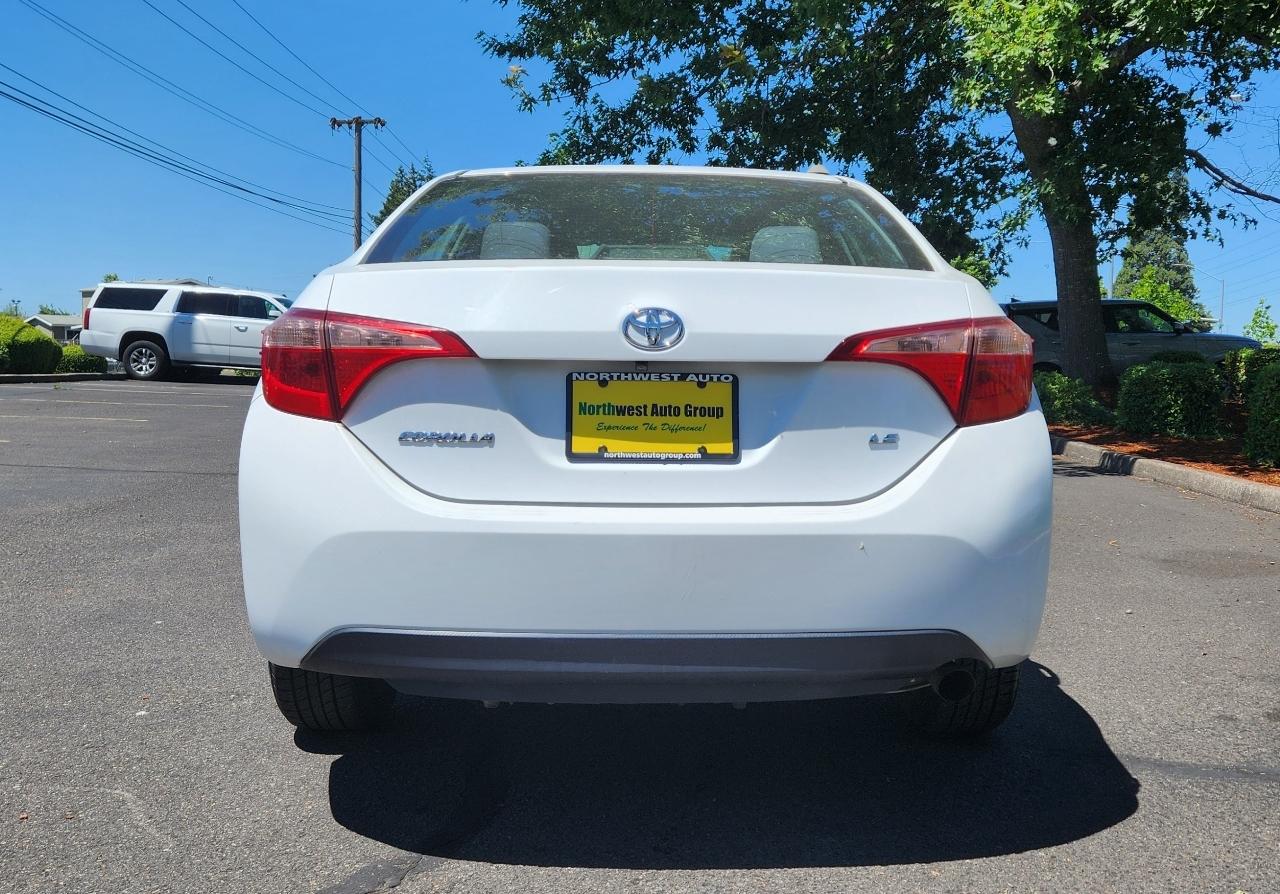 Toyota Corolla 50th Anniversary Special Edition CVT (Natl) 2017