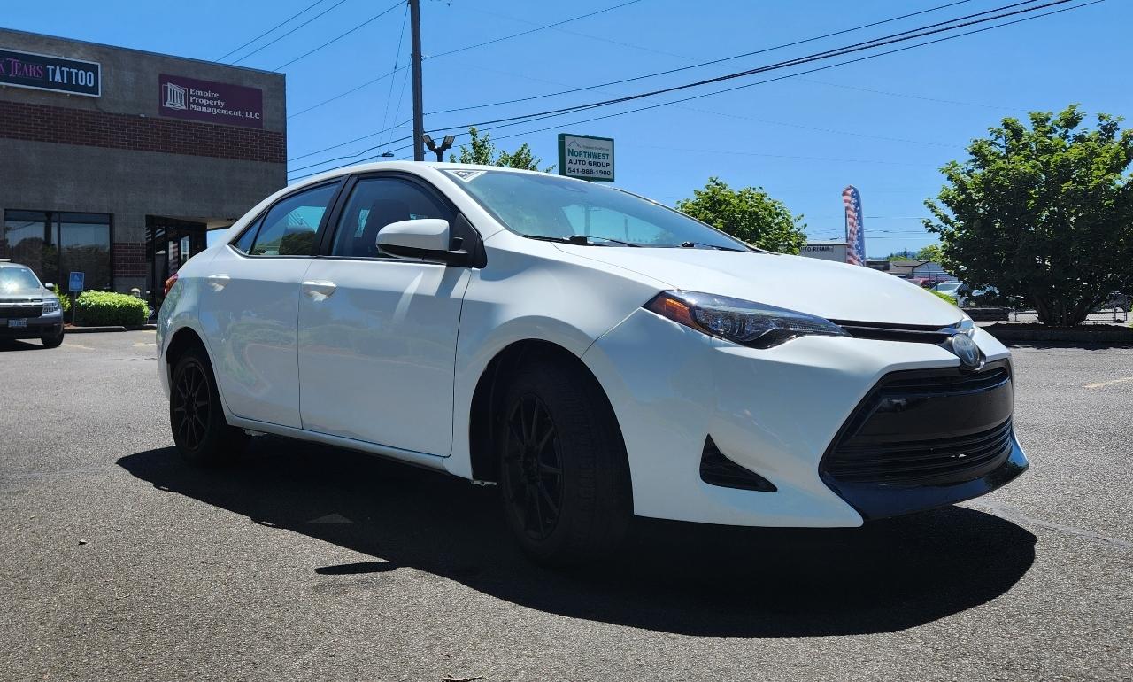Toyota Corolla 50th Anniversary Special Edition CVT (Natl) 2017