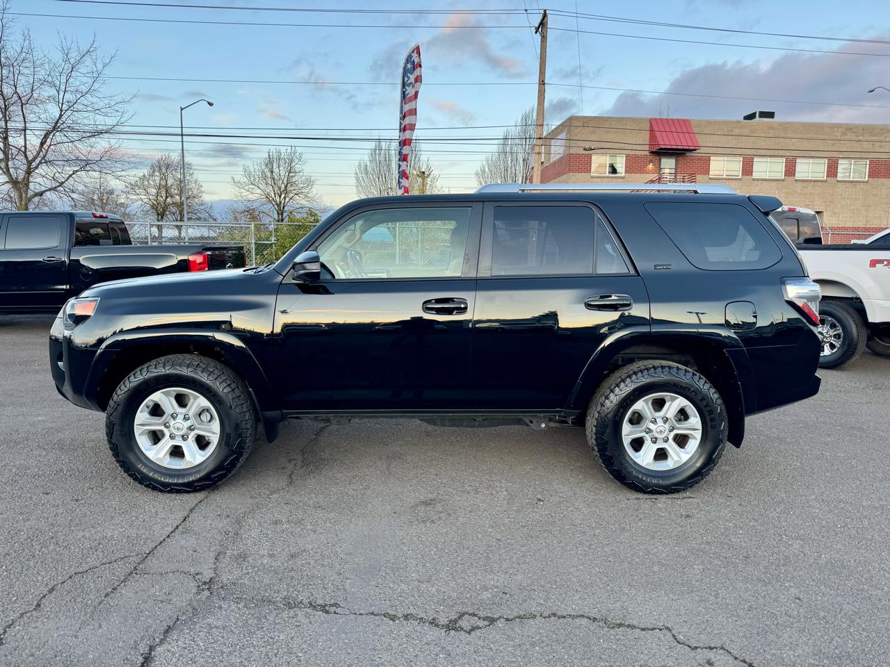 Toyota 4Runner 4dr SR5 Sport V6 Auto 4WD (Natl) 2015