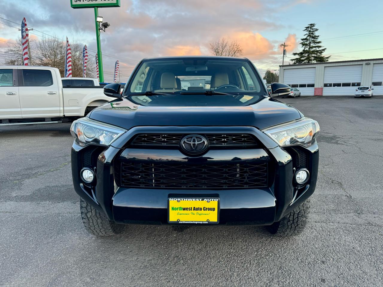 Toyota 4Runner 4dr SR5 Sport V6 Auto 4WD (Natl) 2015
