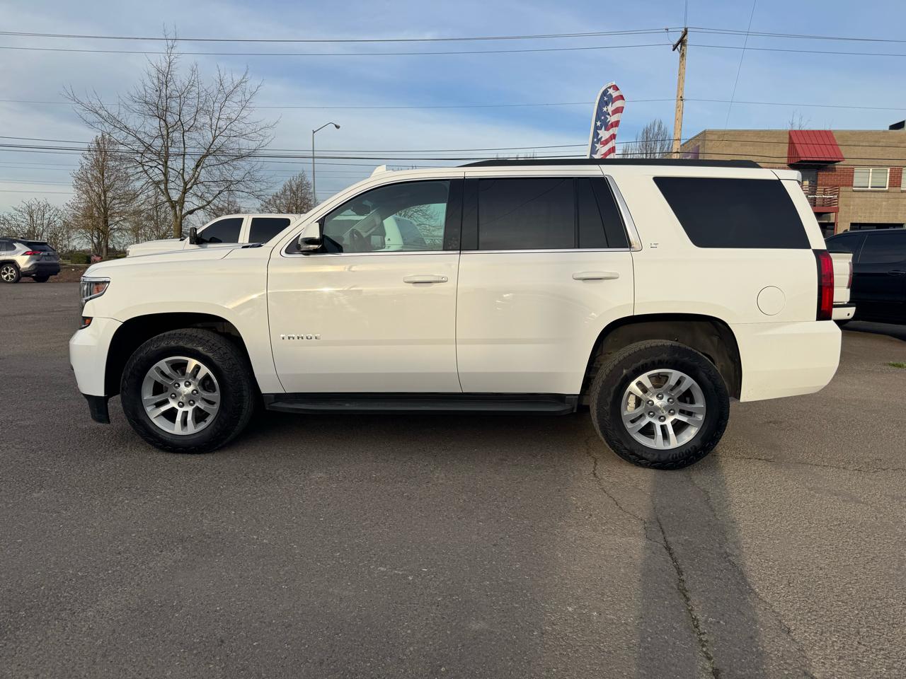 Chevrolet Tahoe 4WD 4dr LT 2020