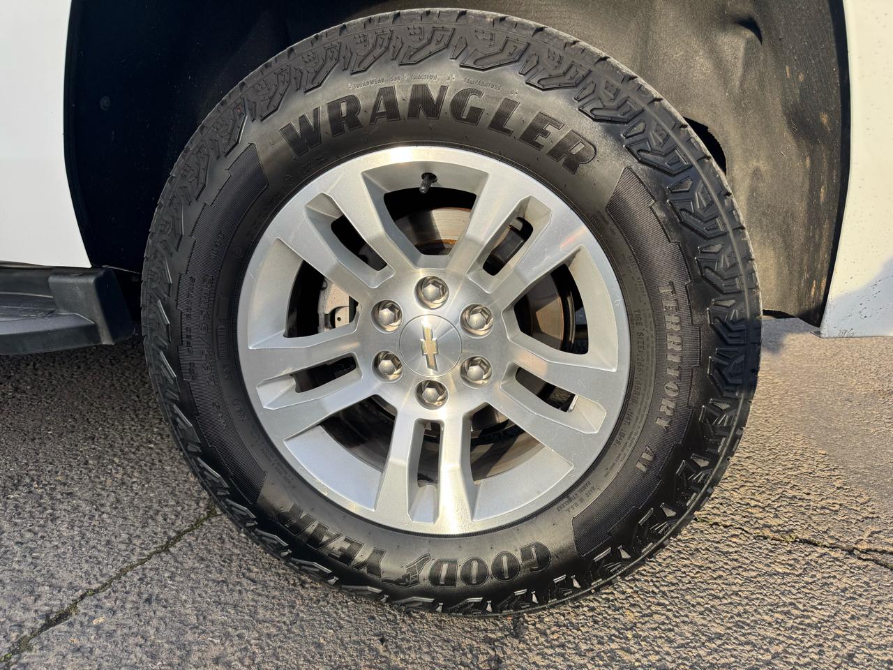 Chevrolet Tahoe 4WD 4dr LT 2020