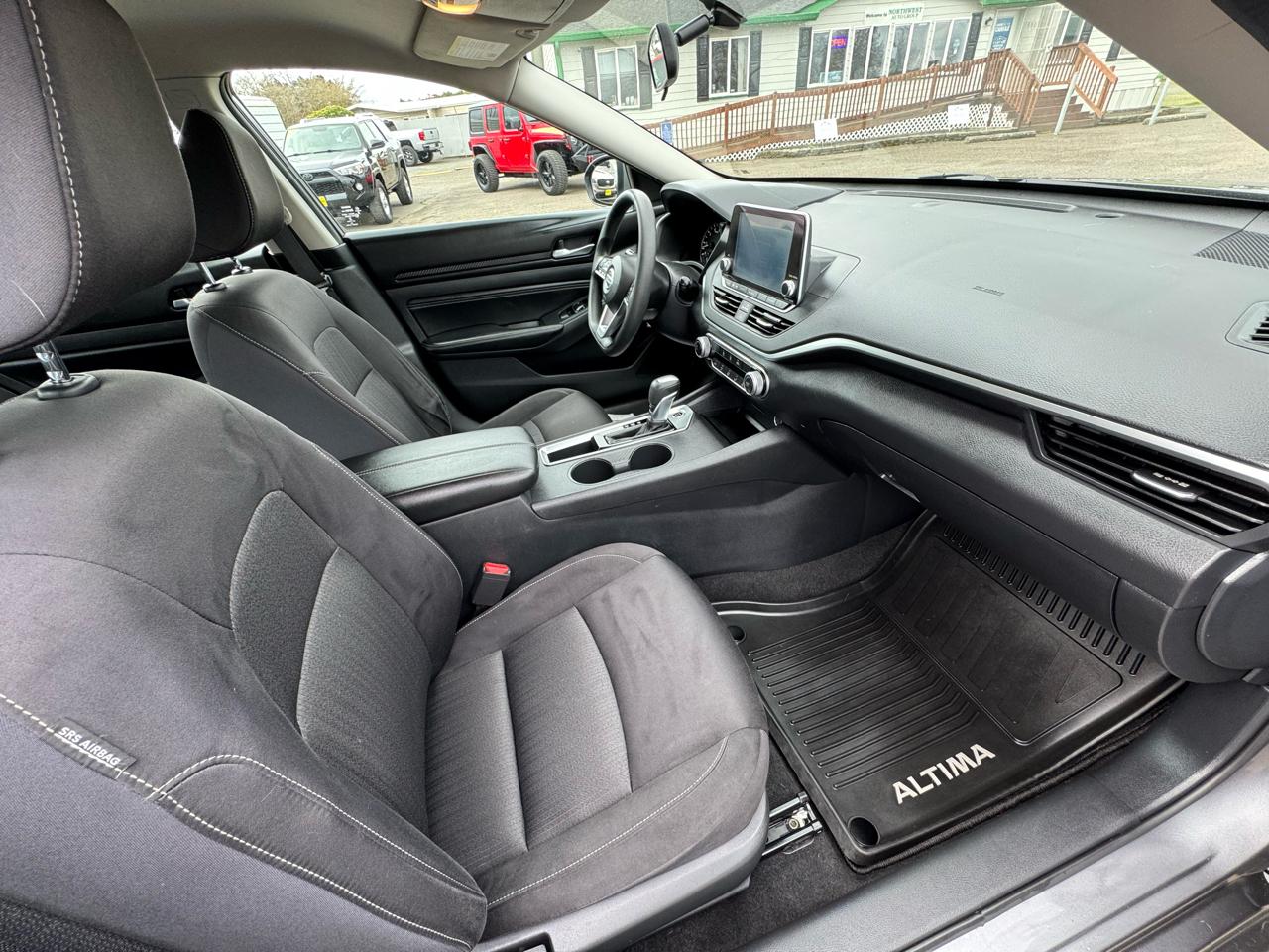 Nissan Altima 2.5 S Sedan 2020