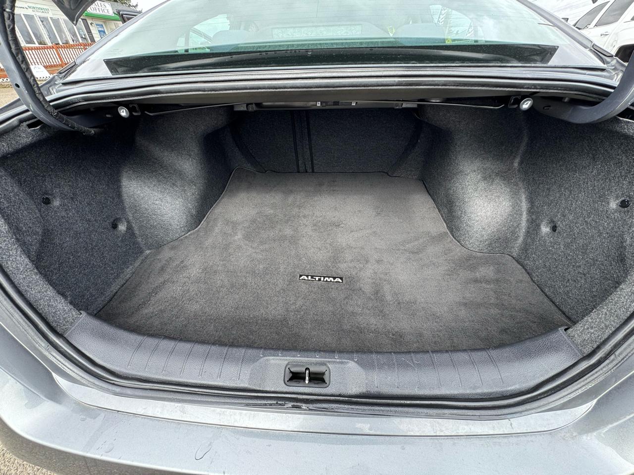 Nissan Altima 2.5 S Sedan 2020