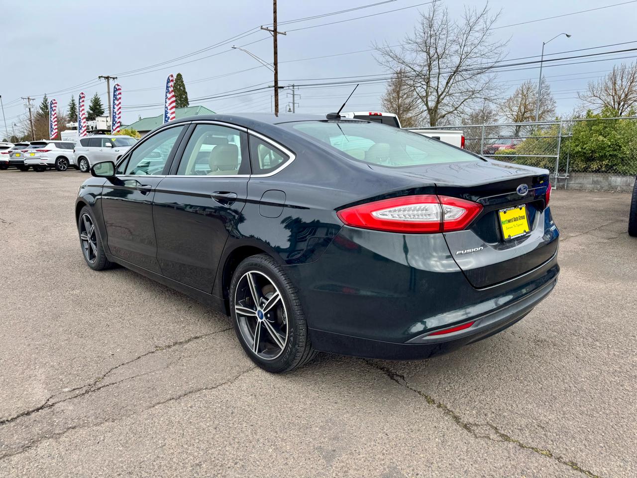 Ford Fusion 4dr Sdn SE FWD 2014