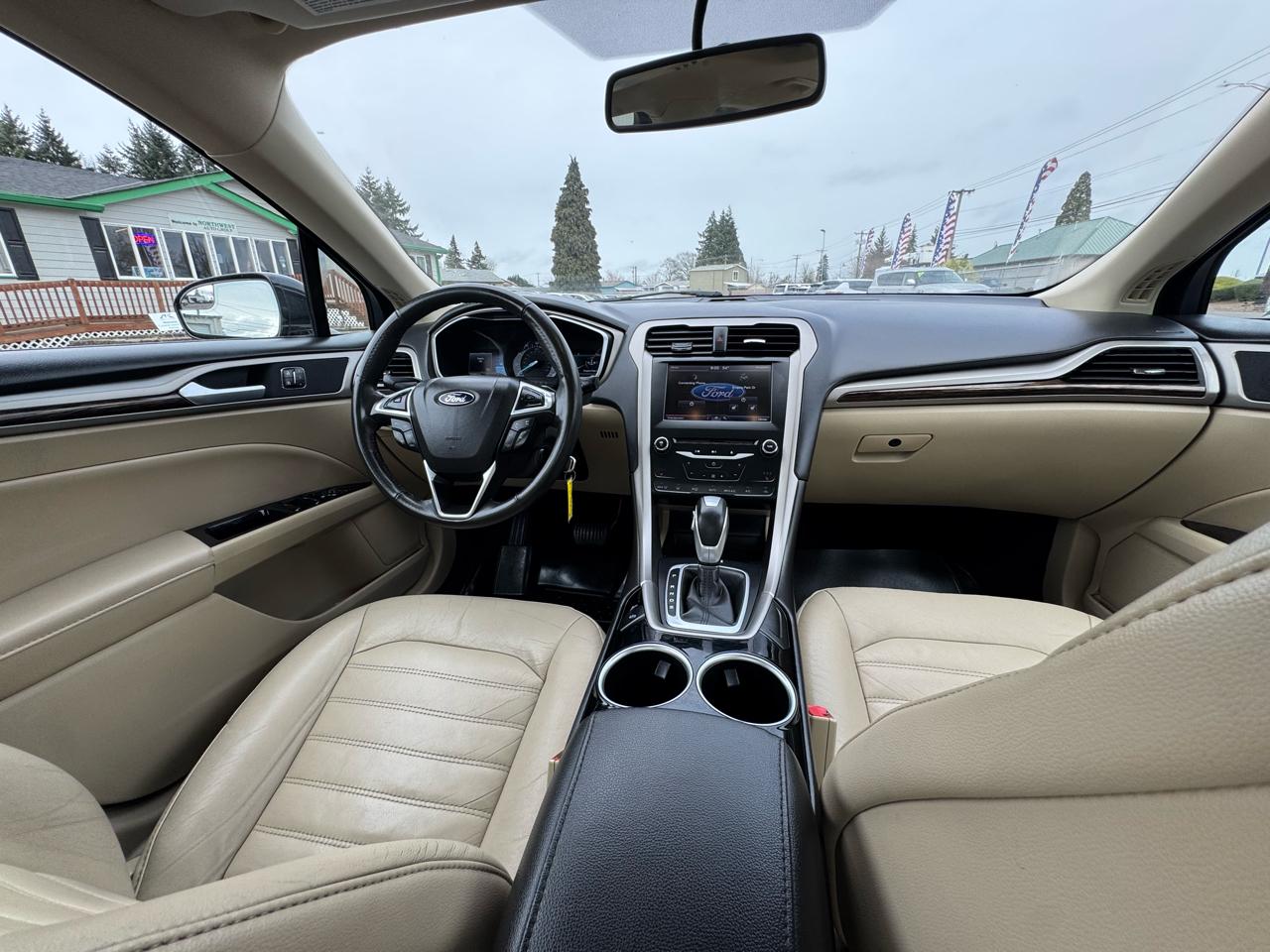 Ford Fusion 4dr Sdn SE FWD 2014