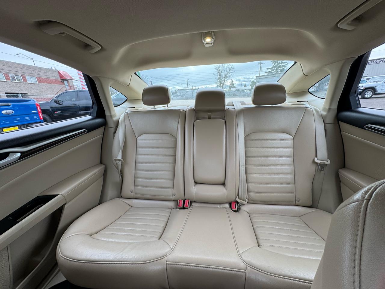 Ford Fusion 4dr Sdn SE FWD 2014