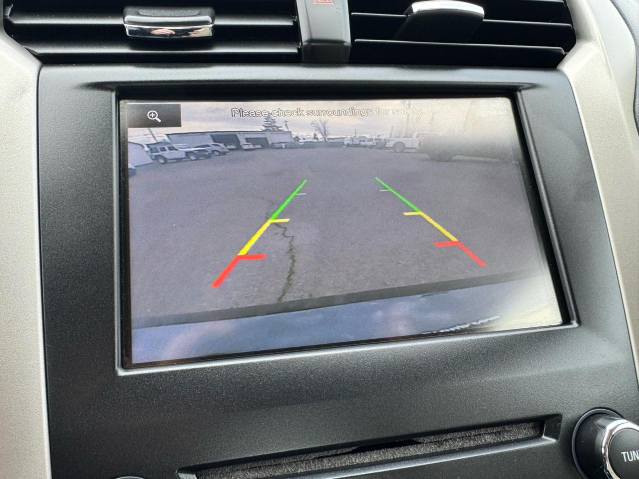 Ford Fusion 4dr Sdn SE FWD 2014