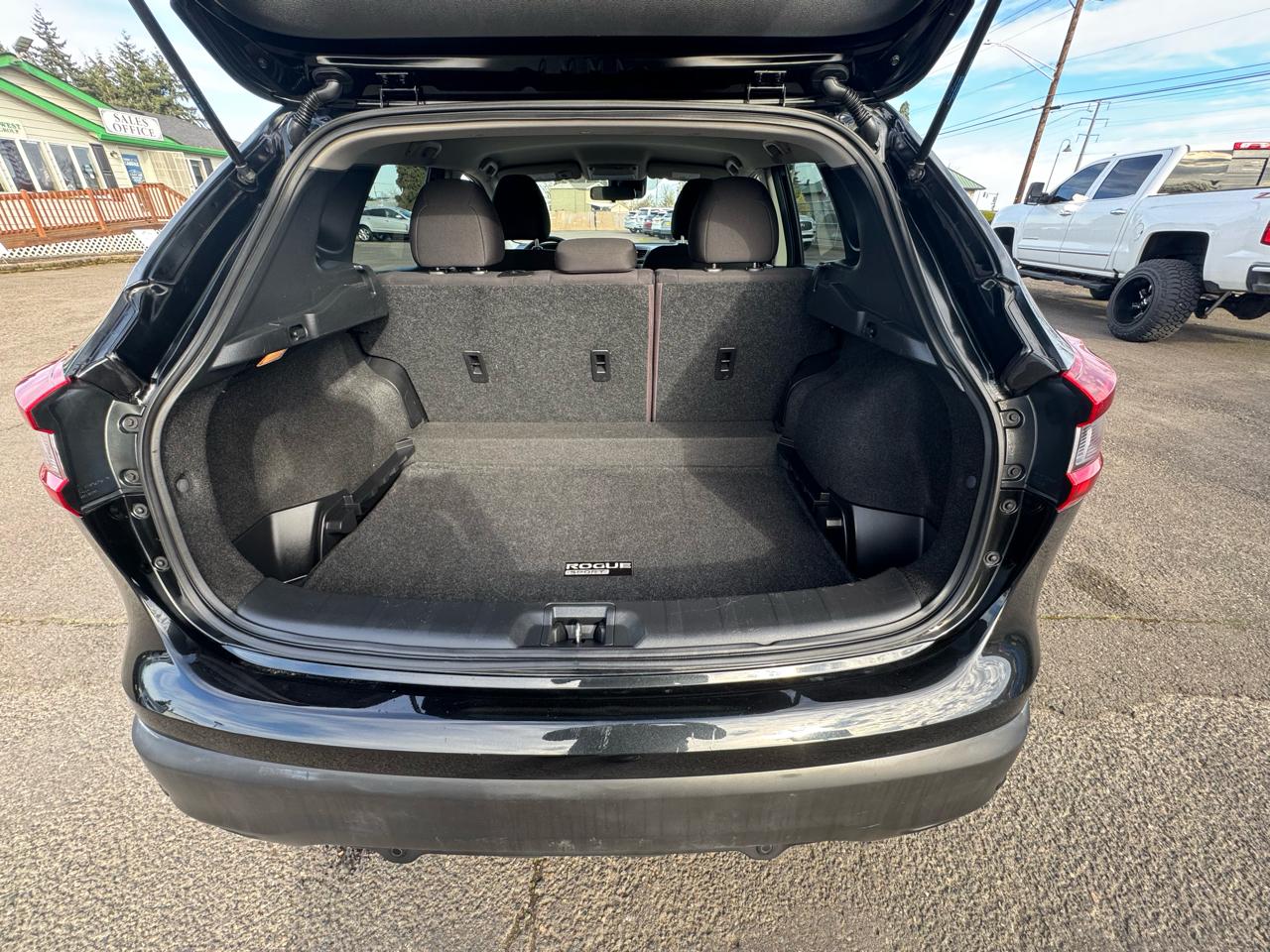 Nissan Rogue Sport AWD S 2021