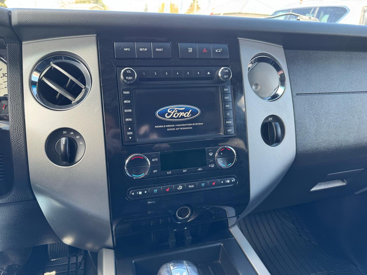 Ford Expedition EL 4WD 4dr Limited 2014