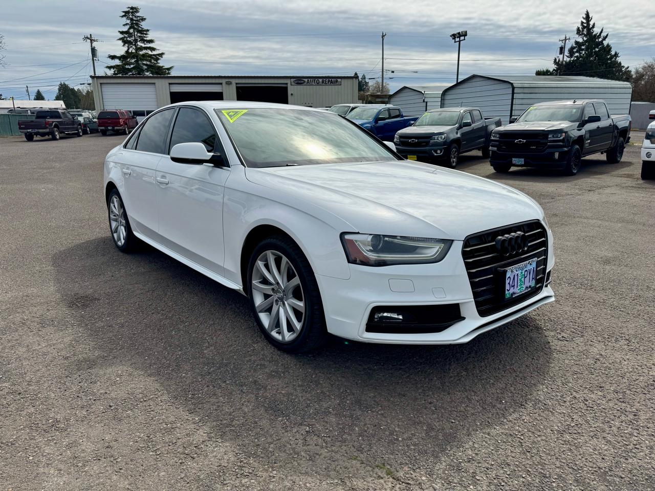 Audi A4 4dr Sdn Auto quattro 2.0T Premium 2014
