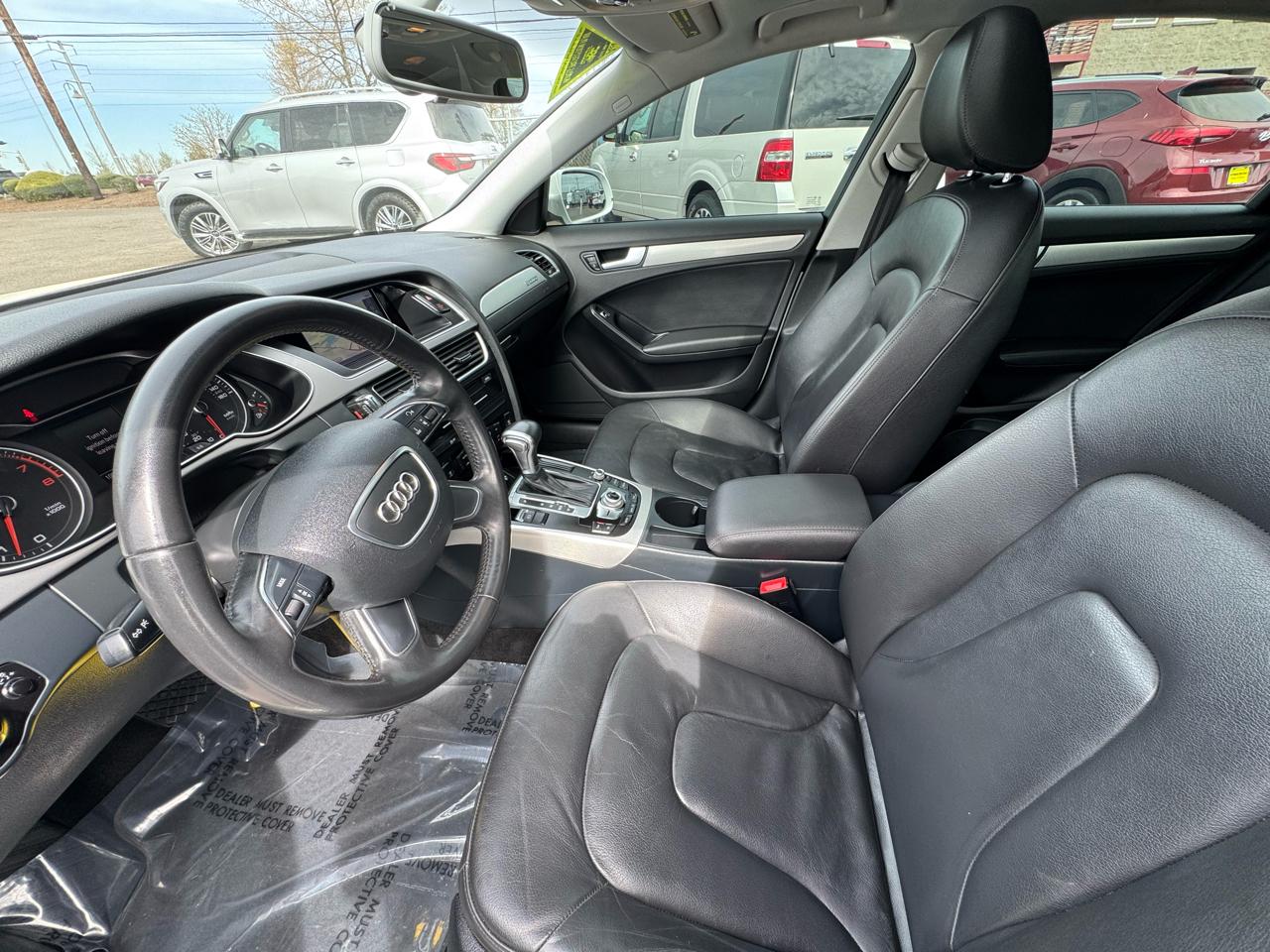 Audi A4 4dr Sdn Auto quattro 2.0T Premium 2014